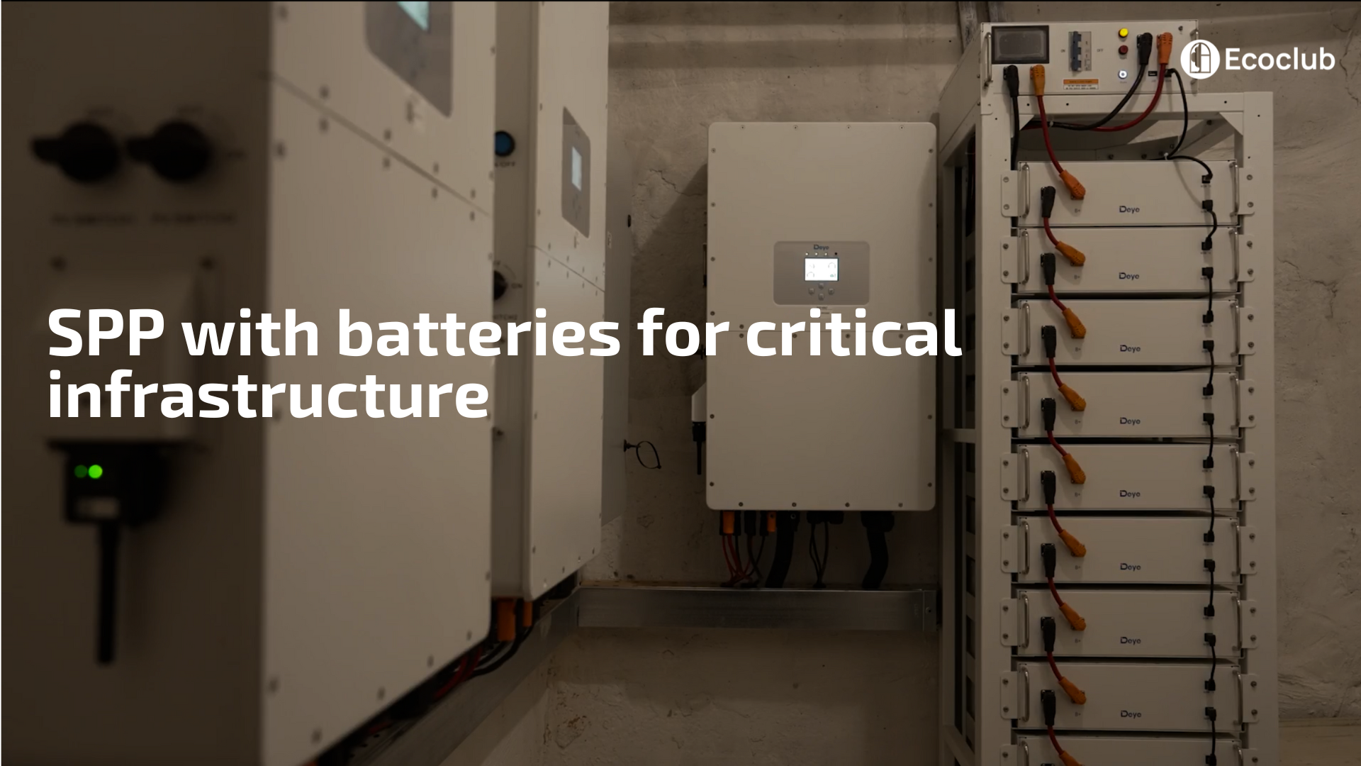 Advantages of solar power plants with batteries for critical infrastructure